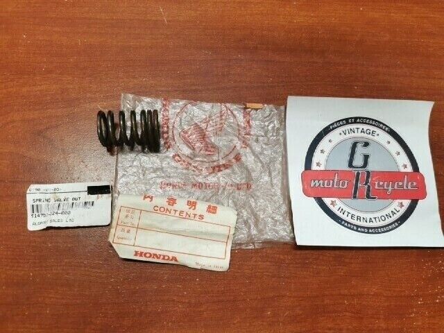 NOS Honda CB100K CB125S CB500K CB550 CG125 OUTER VALVE SPRING 14751-324-000 H93
