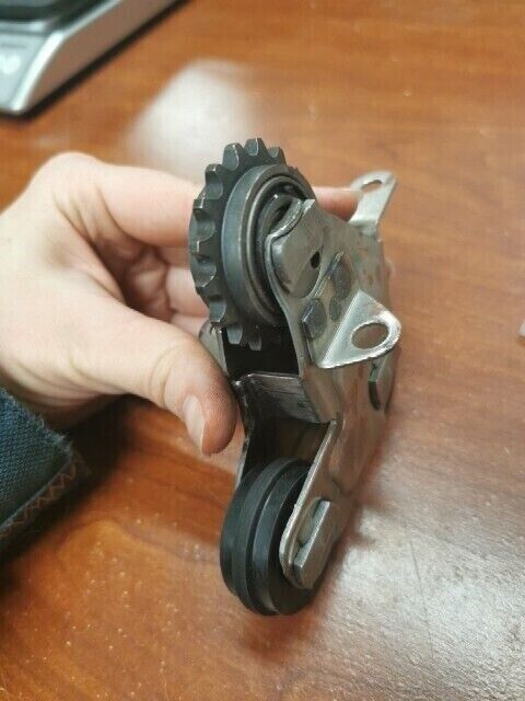 NOS Honda CB450 CB500T CL450 FRONT CAM CHAIN GUIDE ROLLER 14610-319-000 H97