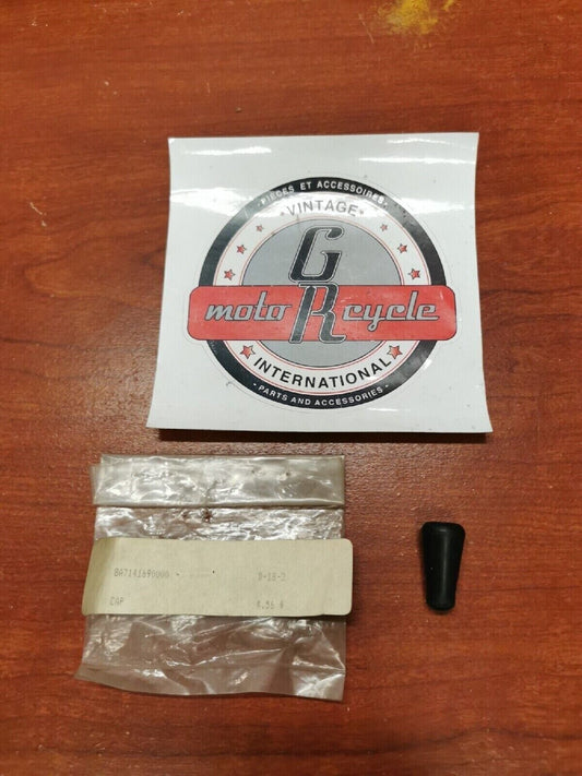 NOS Yamaha YFM80 TZ350 CAP 8A7-14169-00-00 Y72