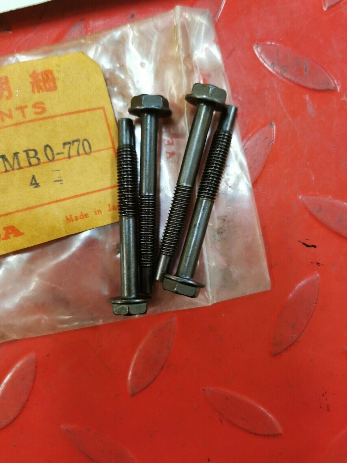 NOS Honda VF1100 VF750 VF700 BOLT, FLANGE (6X54) 90003-MB0-770 H27