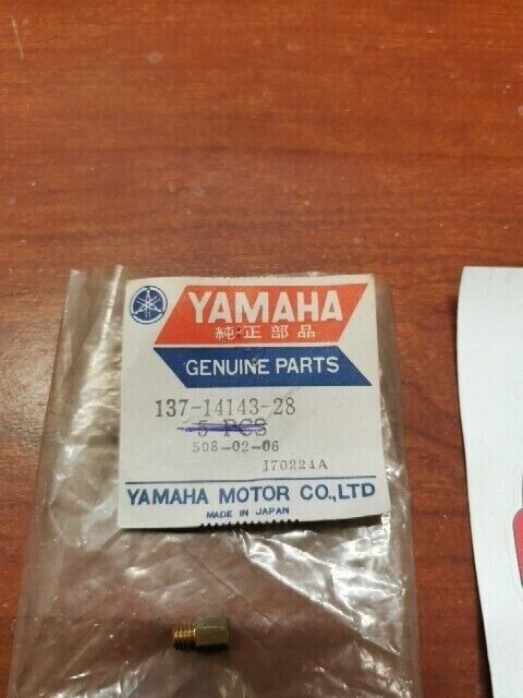 NOS Yamaha RD250 RD350 RT100 MAIN JET 137-14143-28-00 SUB 137-14143-28-A0 Y144