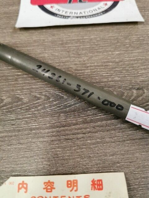 NOS HONDA GL1000K GL1100 SHAFT SHIFT FORK 24261-371-000 H76