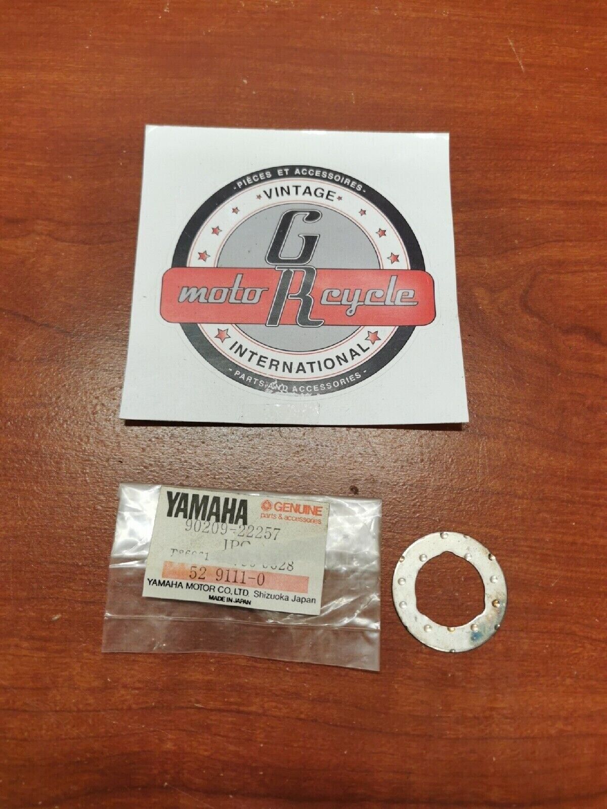 NOS Yamaha YFZ350 WASHER 90209-22257-00 Y69