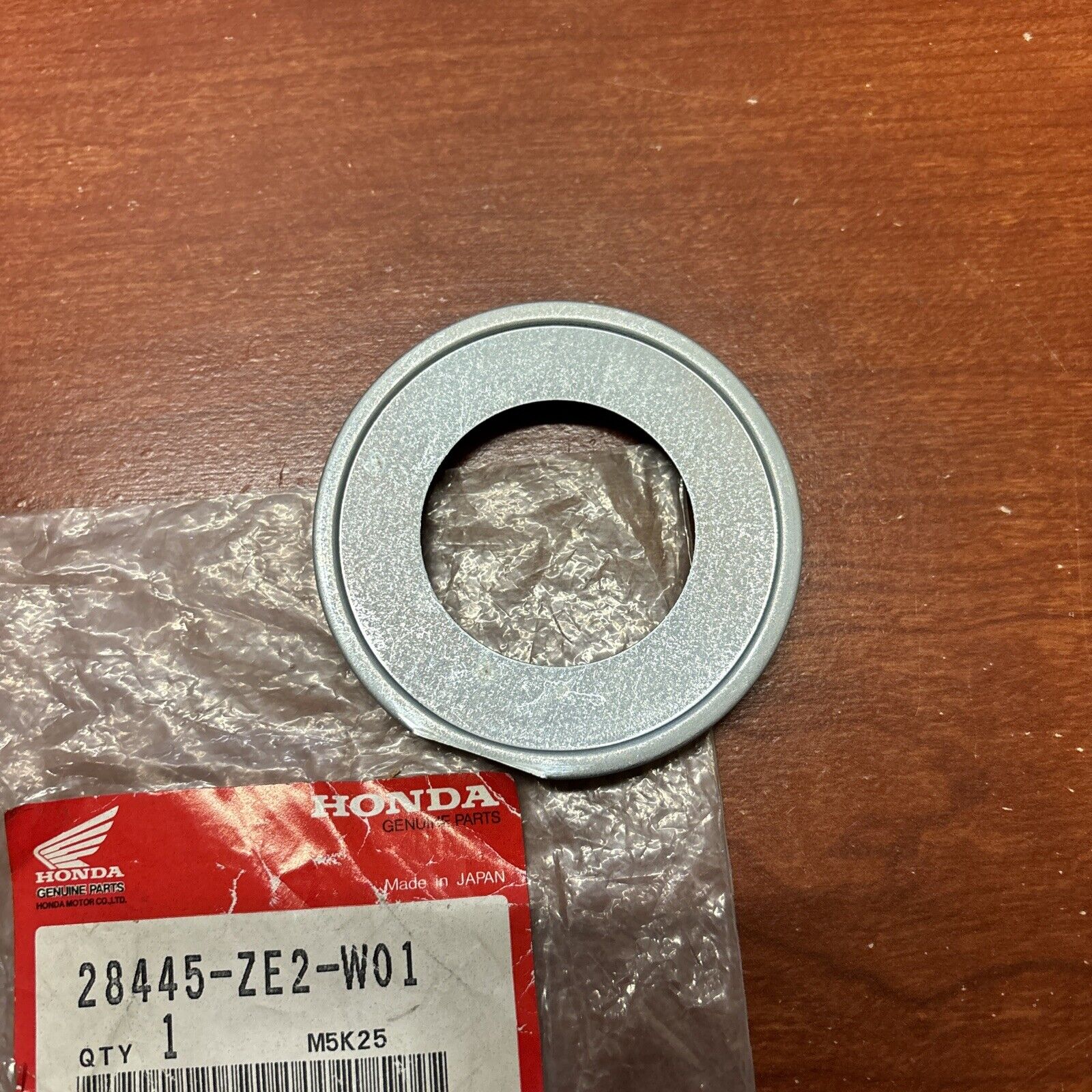 NOS Honda GXV270 K1 GXV610 SPRING HOLDER 13111-GC7-000 H167