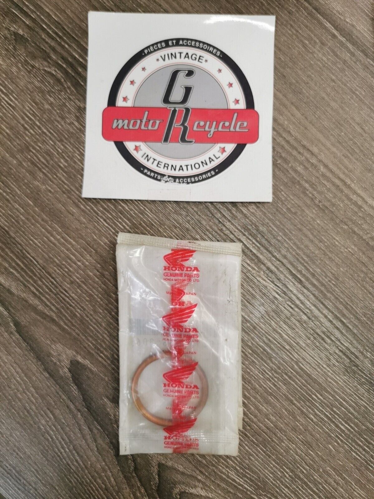 NOS HONDA CB350 EXHAUST PIPE GASKET 18291-286-306  H56