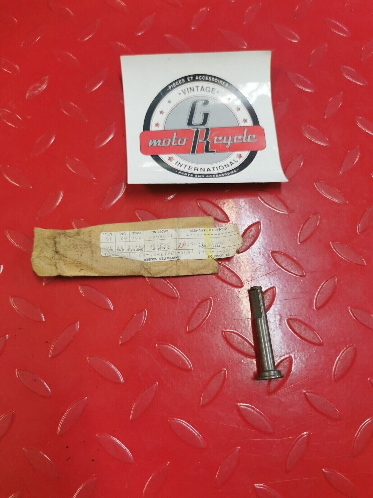 NOS YAMAHA FZ600 YX600 FJ600 XJ550 ROD CHN TENSIONER 4G0-12217-01-00 Y28