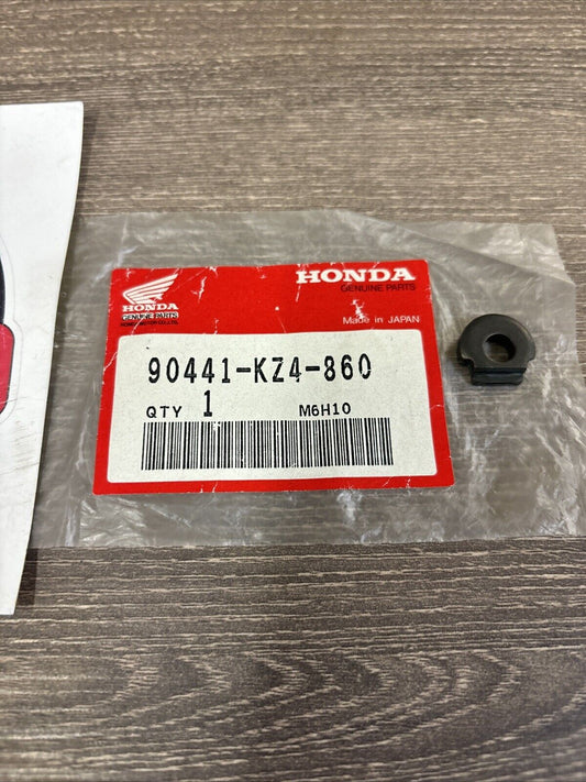 NOS Honda 1992 - 1999 CR125R STOPPER PLATE 90441-KZ4-860 H134