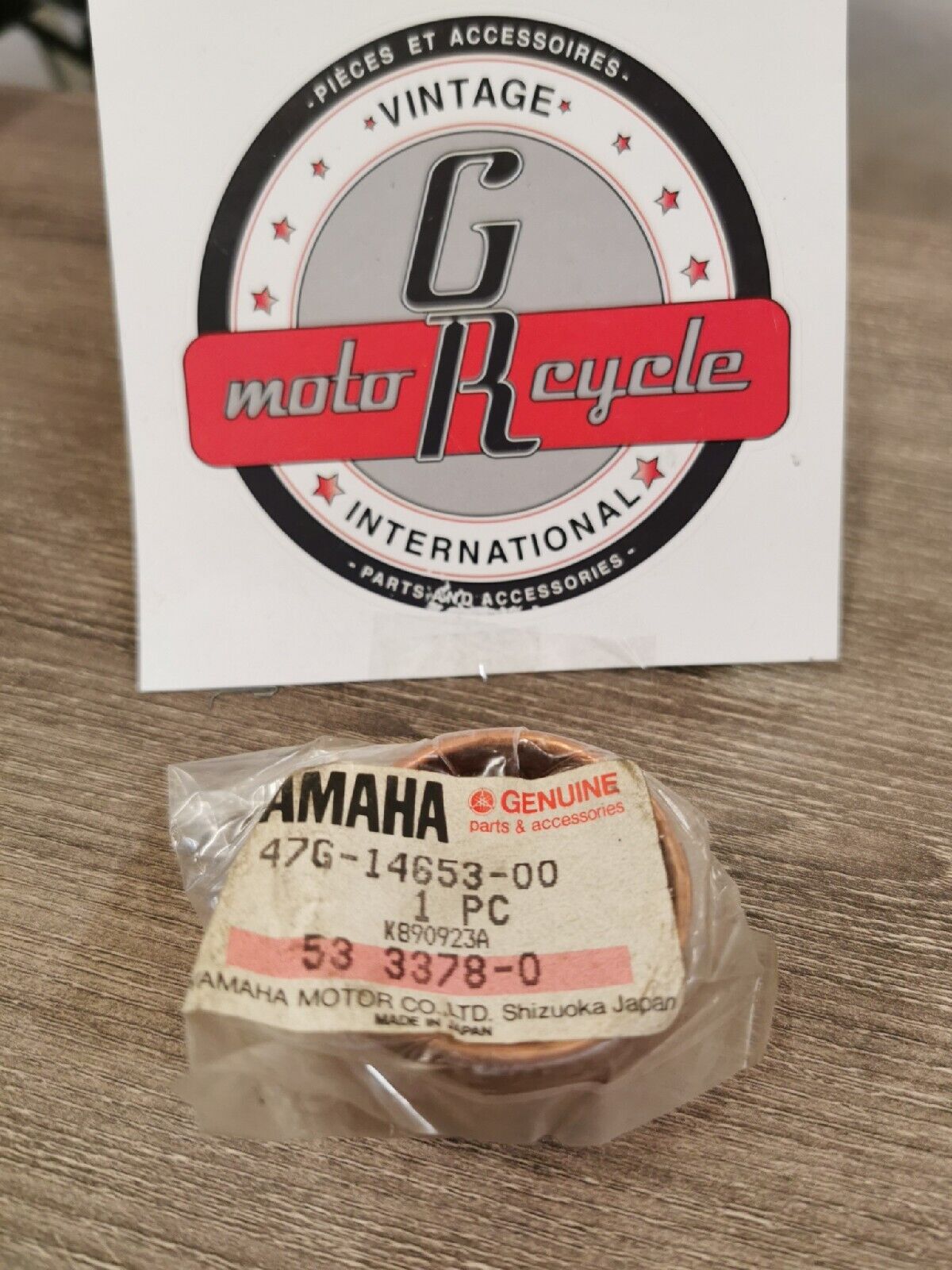 NOS YAMAHA   XJ750 XS400  GASKET  EXHAUST 4   Superseded by 3JJ-14653-00-00  Y51