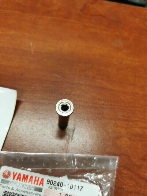 NOS Yamaha TTR250 TTR230 TTR125 YZ80 YZ125 YZ250 CLEVIS PIN 90240-10117-00 Y107