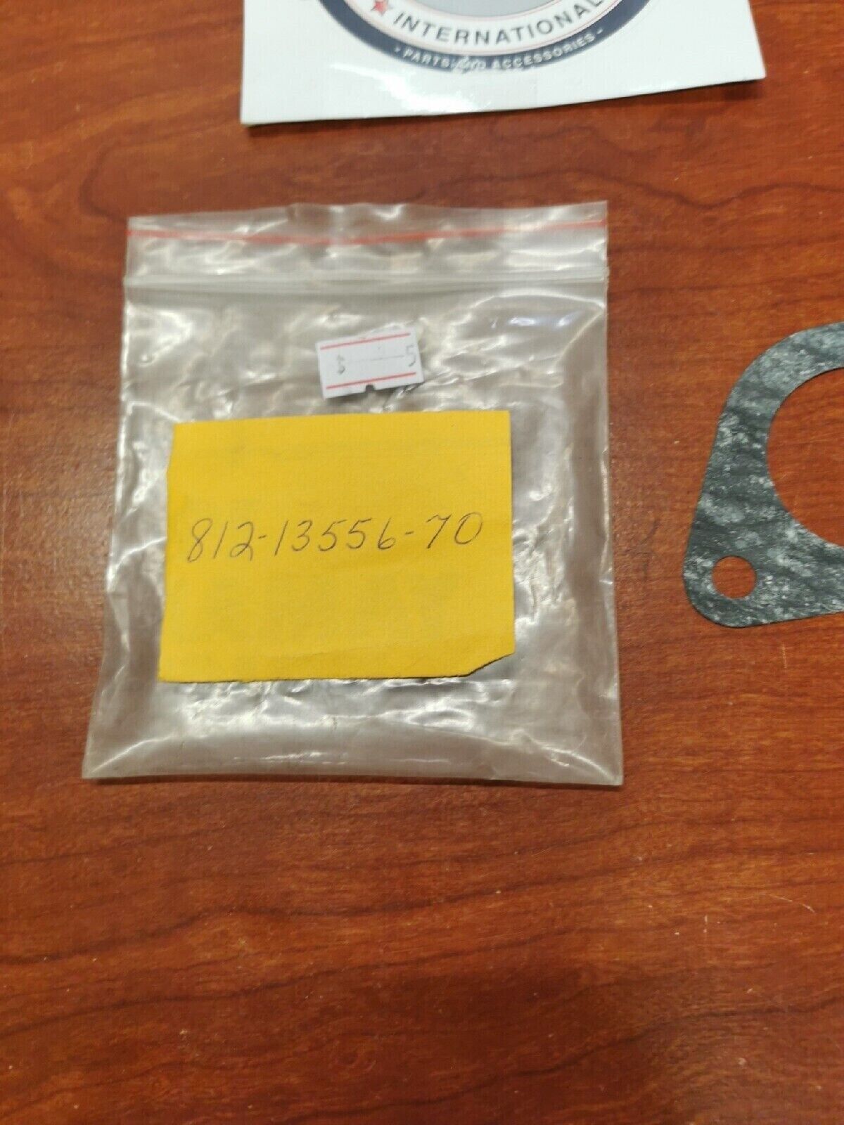 NOS Yamaha GP292 GP643 GPX433 GPX338 INTAKE MANIFOLD GASKET 812-13556-70 Y78