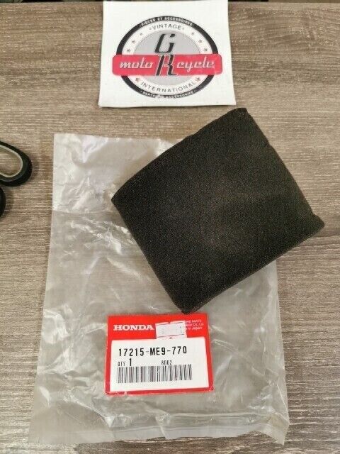 NOS HONDA VT700C 1983 - 1985 ELEMENT AIR/C 17215-ME9-770 H101