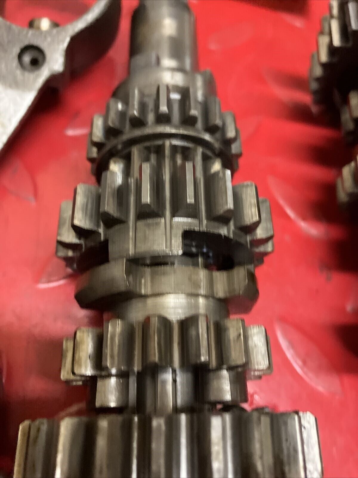 Suzuki TC125 1972 transmission shaft gear gearshift drum cam forks