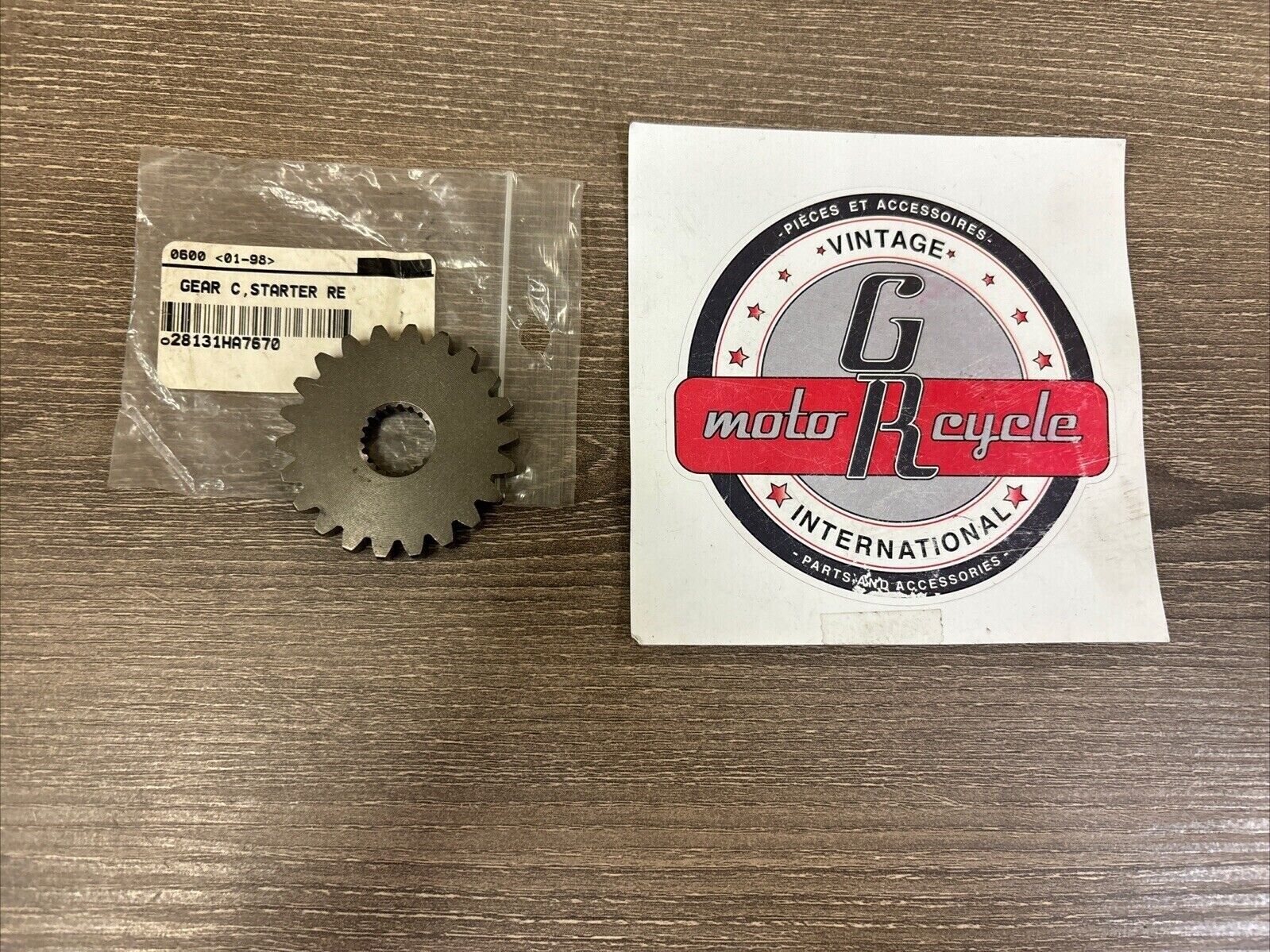 NOS Honda 1986 TRX350 STARTER REDUCTION GEAR C 22T 28131-HA7-670 H118