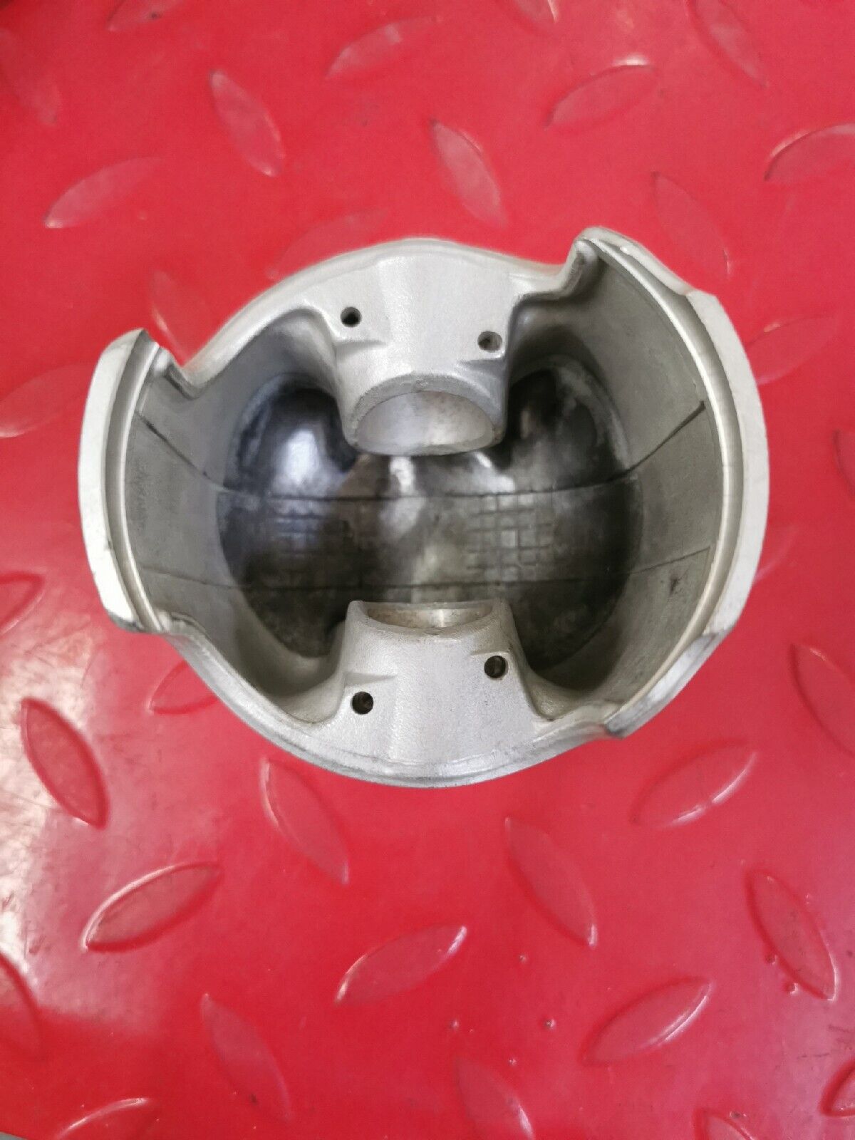 NOS WSM YAMAHA 701  1993 - 1995 PISTON ONLY .75 MM OVER  010-825-06 J10
