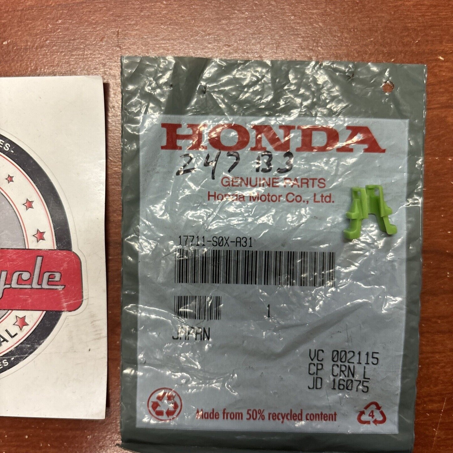 NOS Honda ACCORD ANF125 CBF125M CBR125RW CIVIC RETAINER 17711-S0X-A31 H162