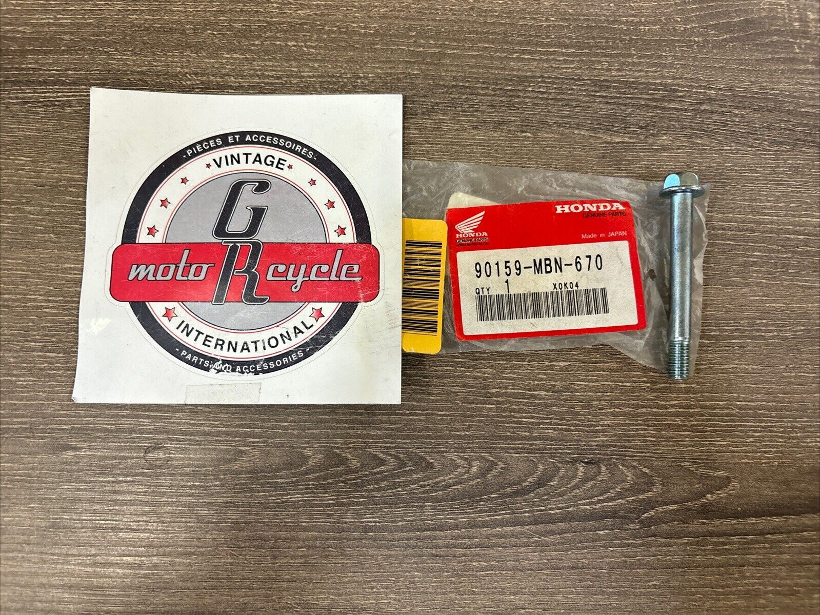 NOS Honda 2000 - 2007 XR650R BLANGE BOLT 8X69 90159-MBN-670 H132