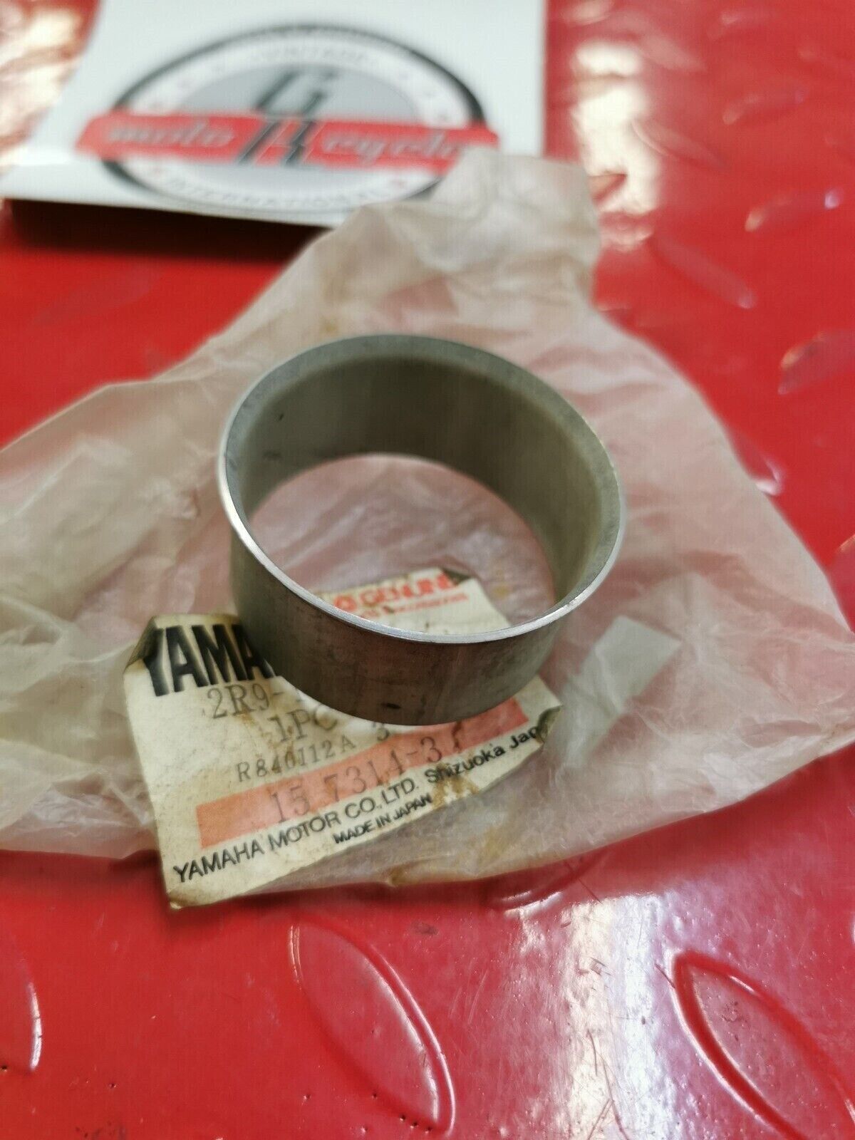 NOS Yamaha GASKET MUFFLER JOINT 2R9-14714-01-00 Y26