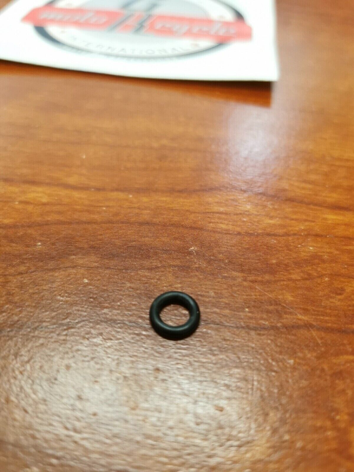 NOS Yamaha FRONT FORK O-RING 3J2-23147-00-00 Y71