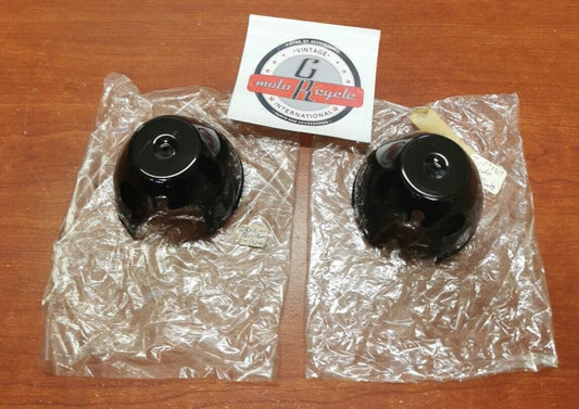NOS Kawasaki KIT SPEEDOMETER COVER & TACHOMETER COVER 25012-010 - 25012-011 K34