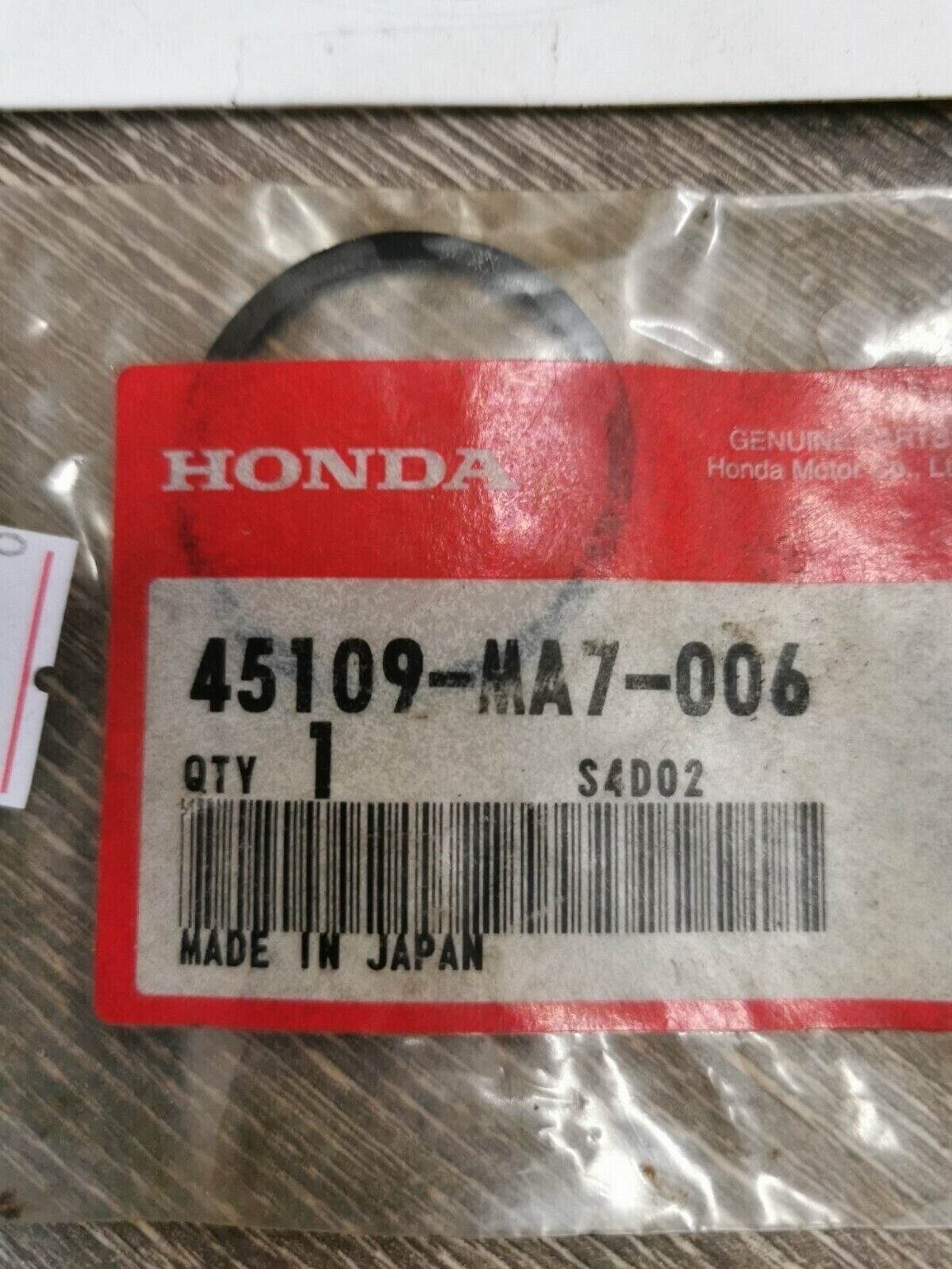 NOS HONDA DUST SEAL 45109-MA7-006 H59