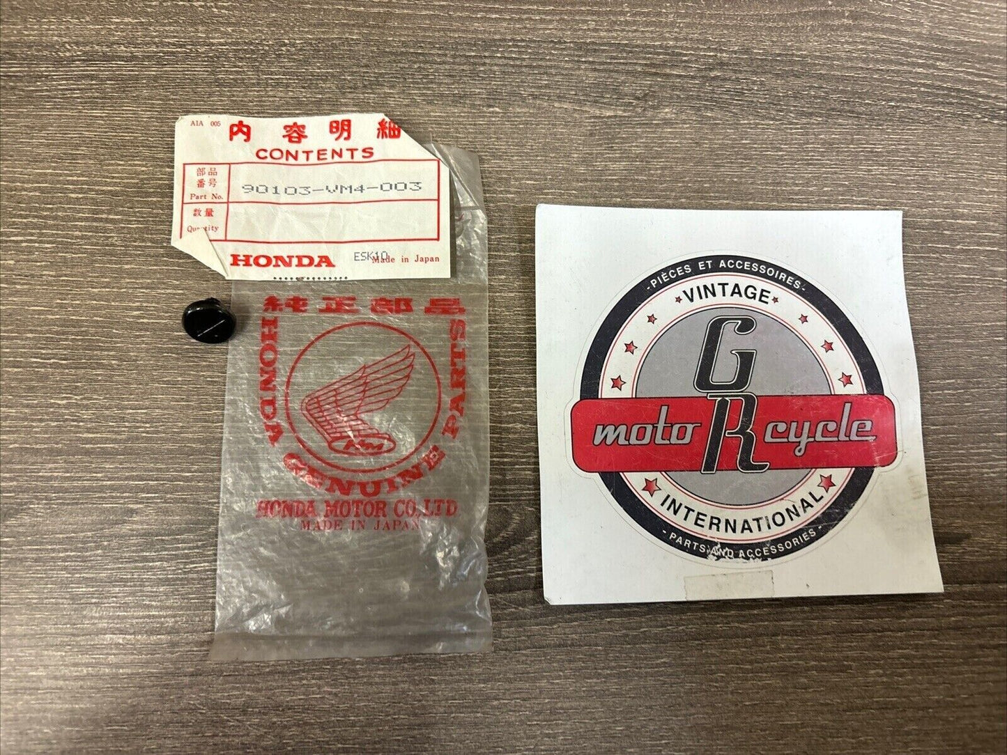 NOS Honda ATC200 ATC250 TRX125 TRX300 FW SPLASH GUARD SCREW 90103-VM4-003 H123