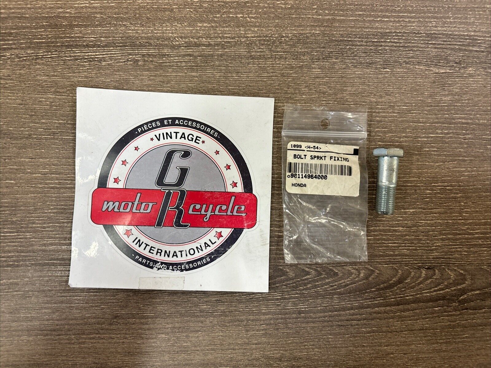 NEW NOS Honda 1983 1984 ATC250R SPROCKET FIXING BOLT 90114-964-000 H131