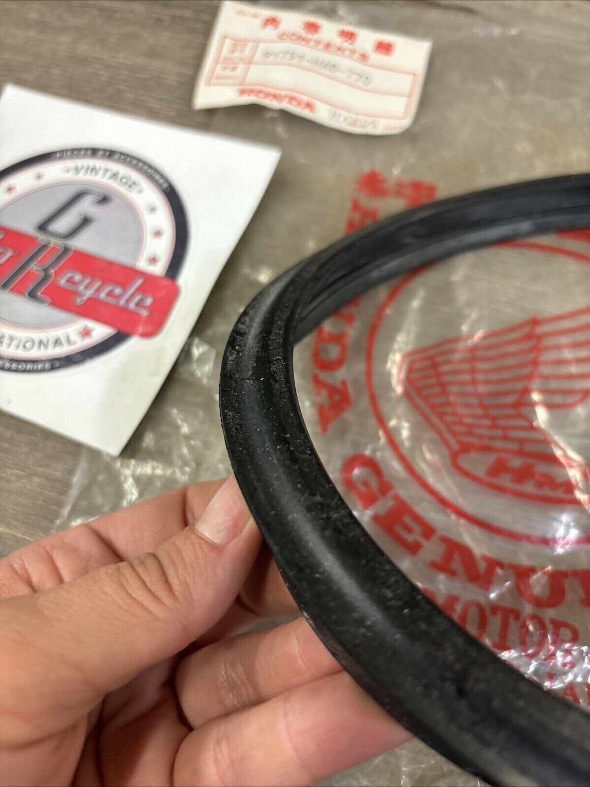 NOS Honda 1987 TRX250 FRONT BRAKE SEAL 91751-HA8-770 H119