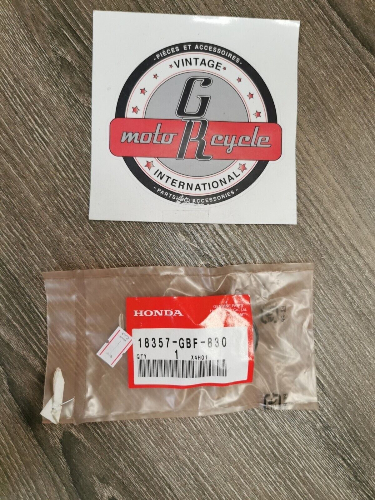 NEW NOS HONDA CR80R CR85R 1996 - 2004 EXHAUST PIPE SEAL 18357-GBF-830 H50