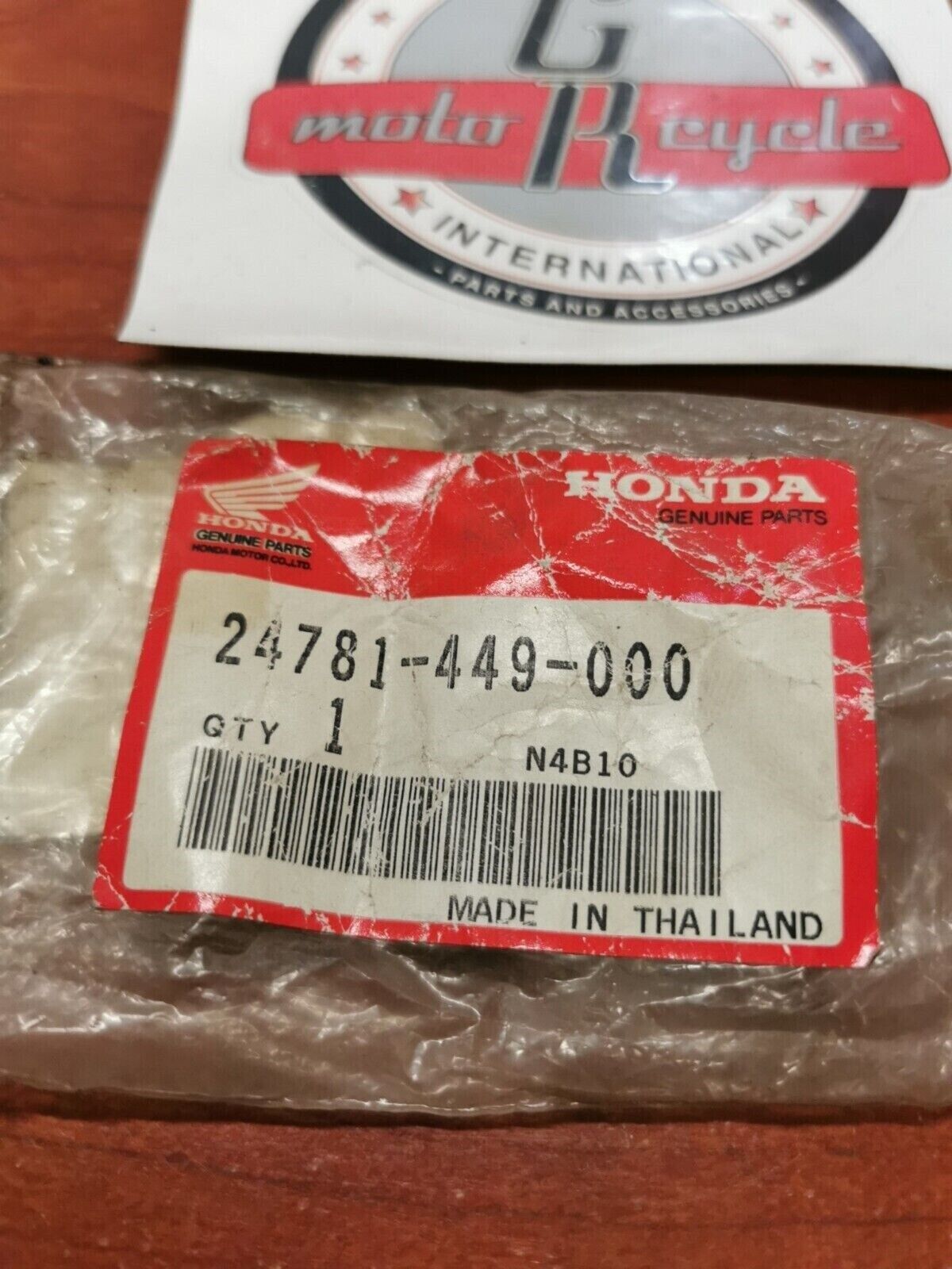 NOS Honda CX500C GL650 NT700V TLR200 XL200R GEARSHIFT RUBBER 24781-449-000 H64