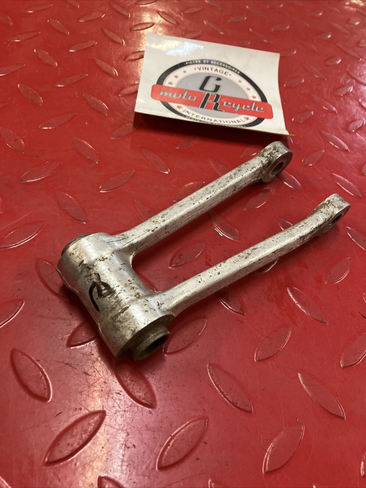 Honda CR250R 1984 rear shock linkage connecting rod CR125R CR500R 2