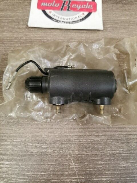 NOS Yamaha JT2 HT1B AT1M HT1 CT1 AT1MX CT1B IGNITION COIL 248-82310-11-00 Y137