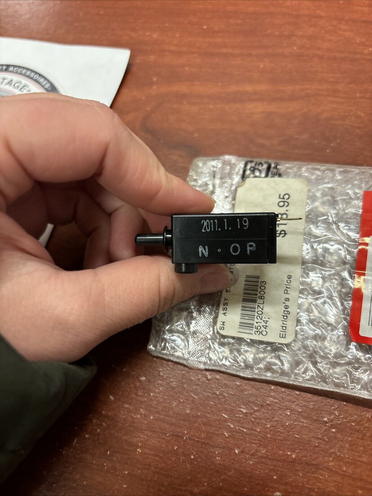 NOS Honda GC135 GC160 GC190 GCV135 GCV160 ENGINE STOP SWITCH 35120-ZL8-003 H185