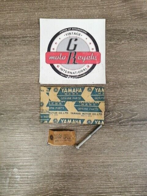 NOS YAMAHA RZ350N YG5T AS2C YZ50G LTMX HS1 SCREW PANHEAD 92501-06055-00 Y151