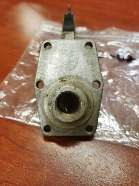NOS Yamaha XS1 XS2 TX650 TENSIONER ARM ASSY 256-12220-02-00 Y102