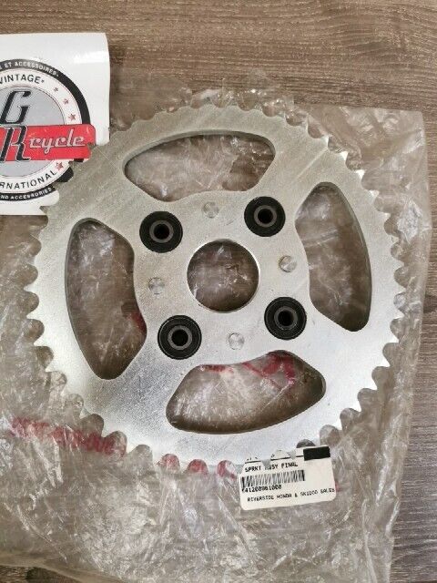 NOS HONDA ATC250R 1981 1982 SPROCKET ASSY FINAL 44t 41200-961-000 H157