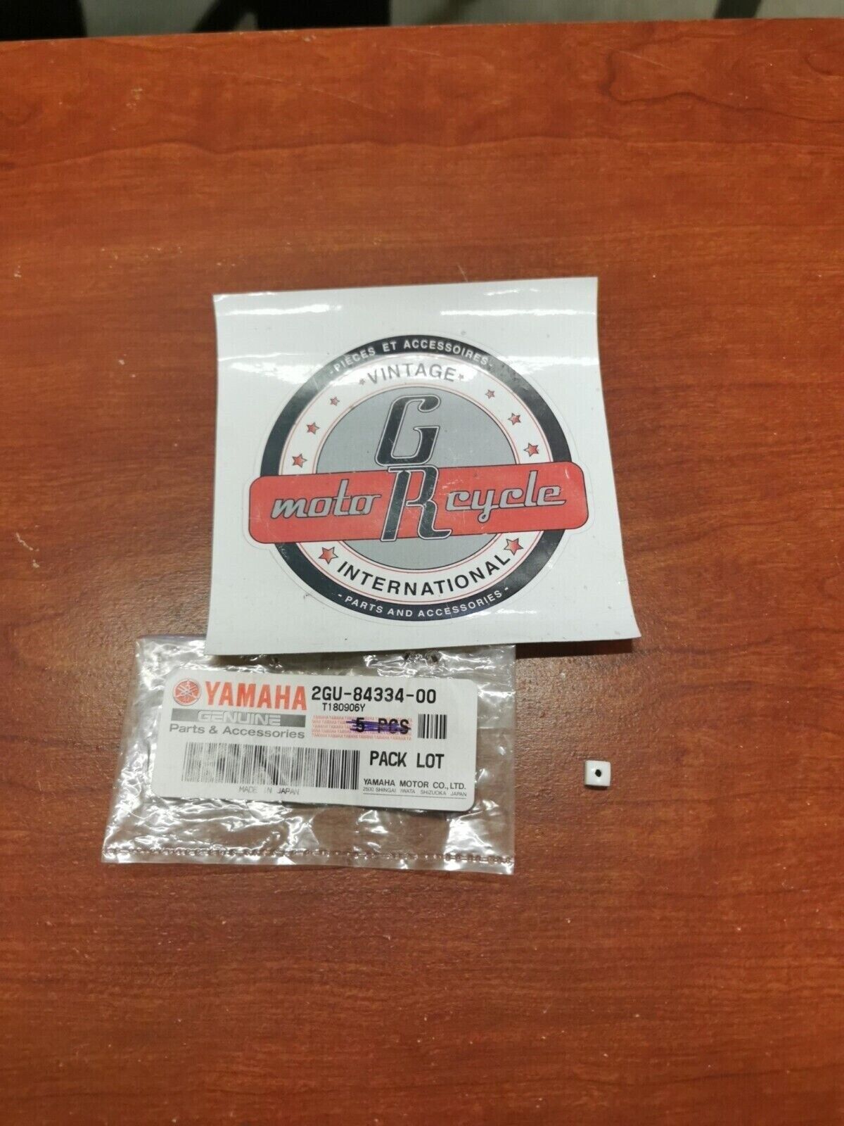 NOS Yamaha YXC70 YXE85 YXM70 ADJUSTING NUT 2GU-84334-00-00 Y81