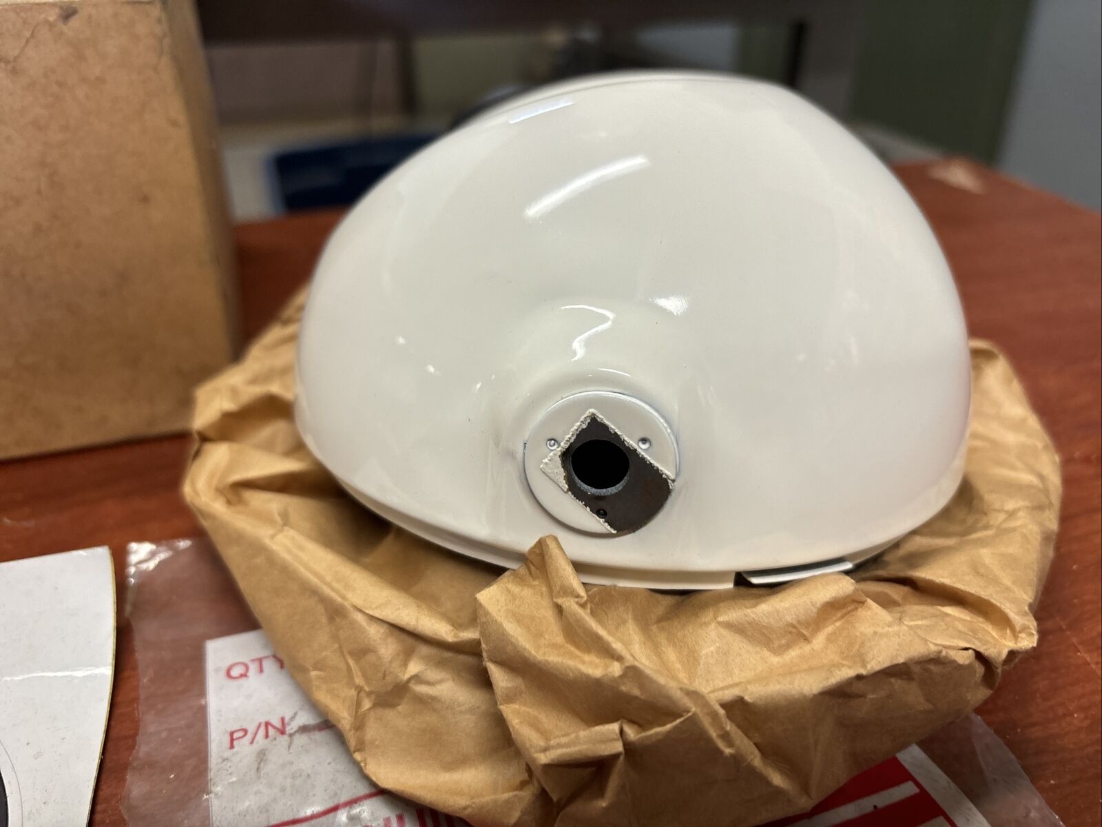 NOS Yamaha HEAD LAMP BODY 434-84130-60-36 SUB 434-84130-61-36 539-84130-00- Y171