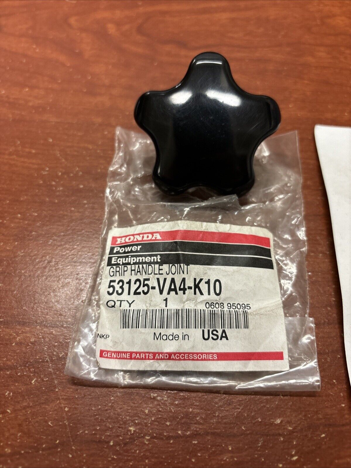 NOS Honda HRB215 HRB216 HRM215 HR215 HR216 HANDLE JOINT GRIP 53125-VA4-K10 H176