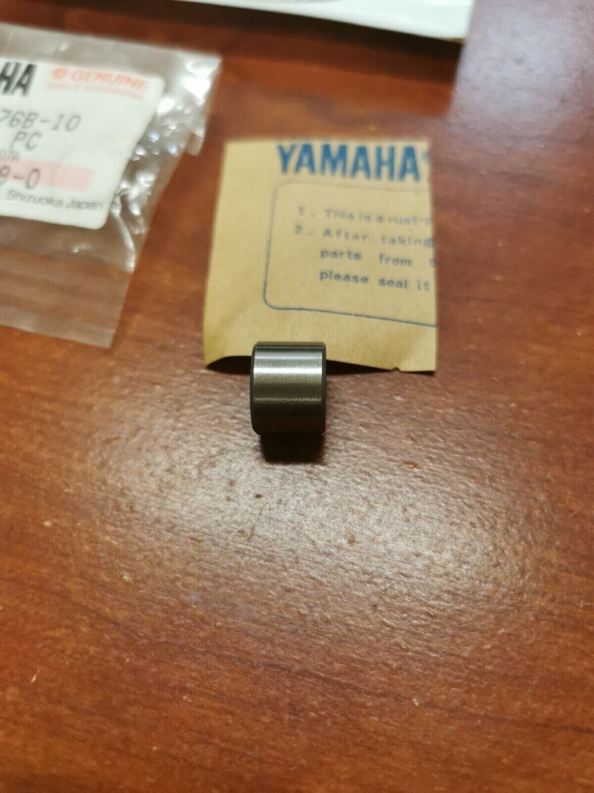 NOS Yamaha EX570 CS340 ET410 SR540 PZ480 ROLLER 87M-W176B-10-00 Y92