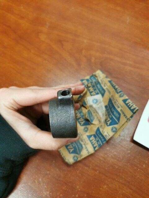 NOS Yamaha TX650 XS1 XS650 SHIFT 3RD PINION FORK 256-18512-00-00 Y116