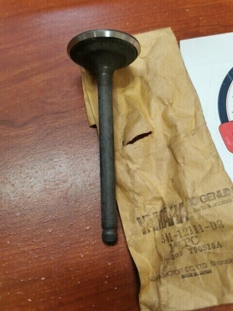 NOS Yamaha TX650 TX750 XS1 INTAKE VALVE 341-12111-03-00 SUB 341-12111-04-00 Y136