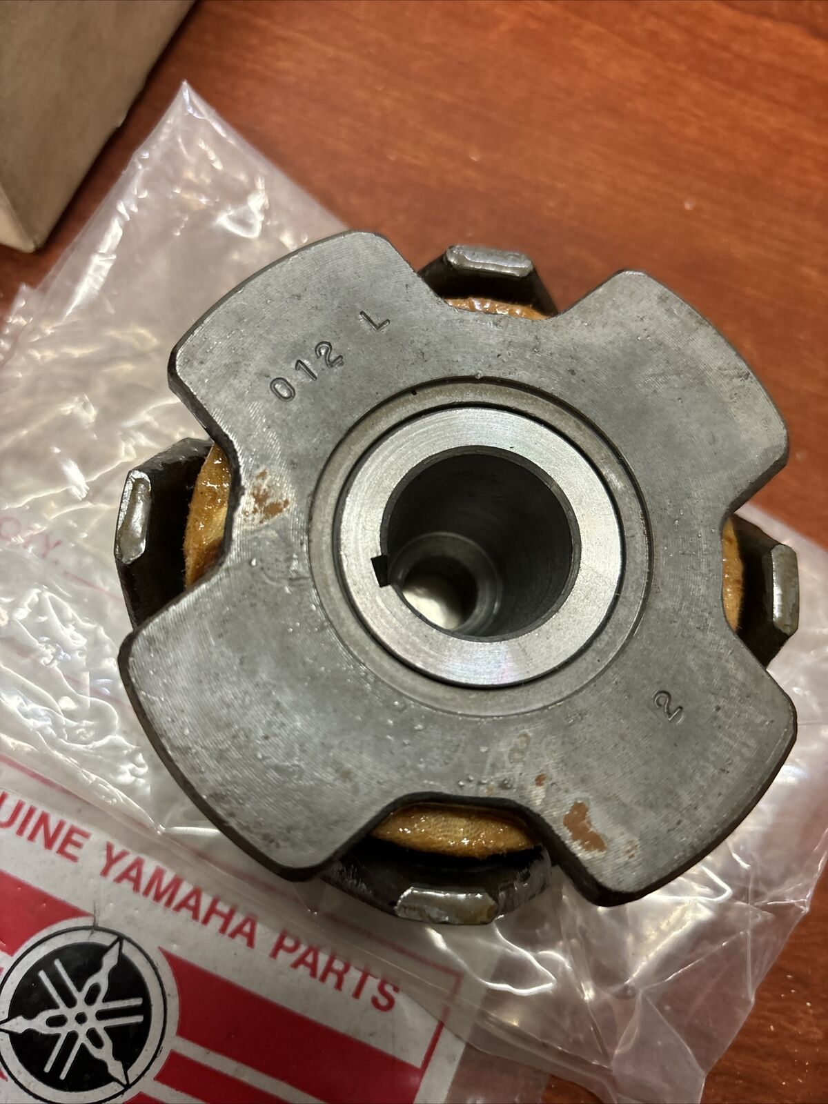 NOS Yamaha TX650 XS1 XS2 XS650 ROTOR 256-81650-11-00 Y172