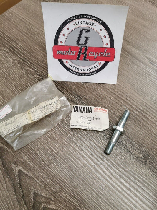 NOS YAMAHA   XS400 1980-1982  REAR ARM SUSPENSION BOLT  3F9-22241-00  Y56
