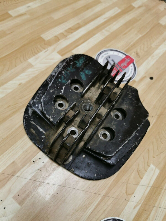 Kawasaki KDX200 1986 cylinder head jug barrel cover 1987