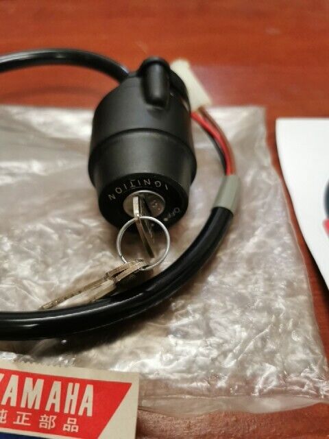 NOS Yamaha MAIN IGNITION SWITCH 437-82508-22-00 SUB 443-82508-21-00 Y109