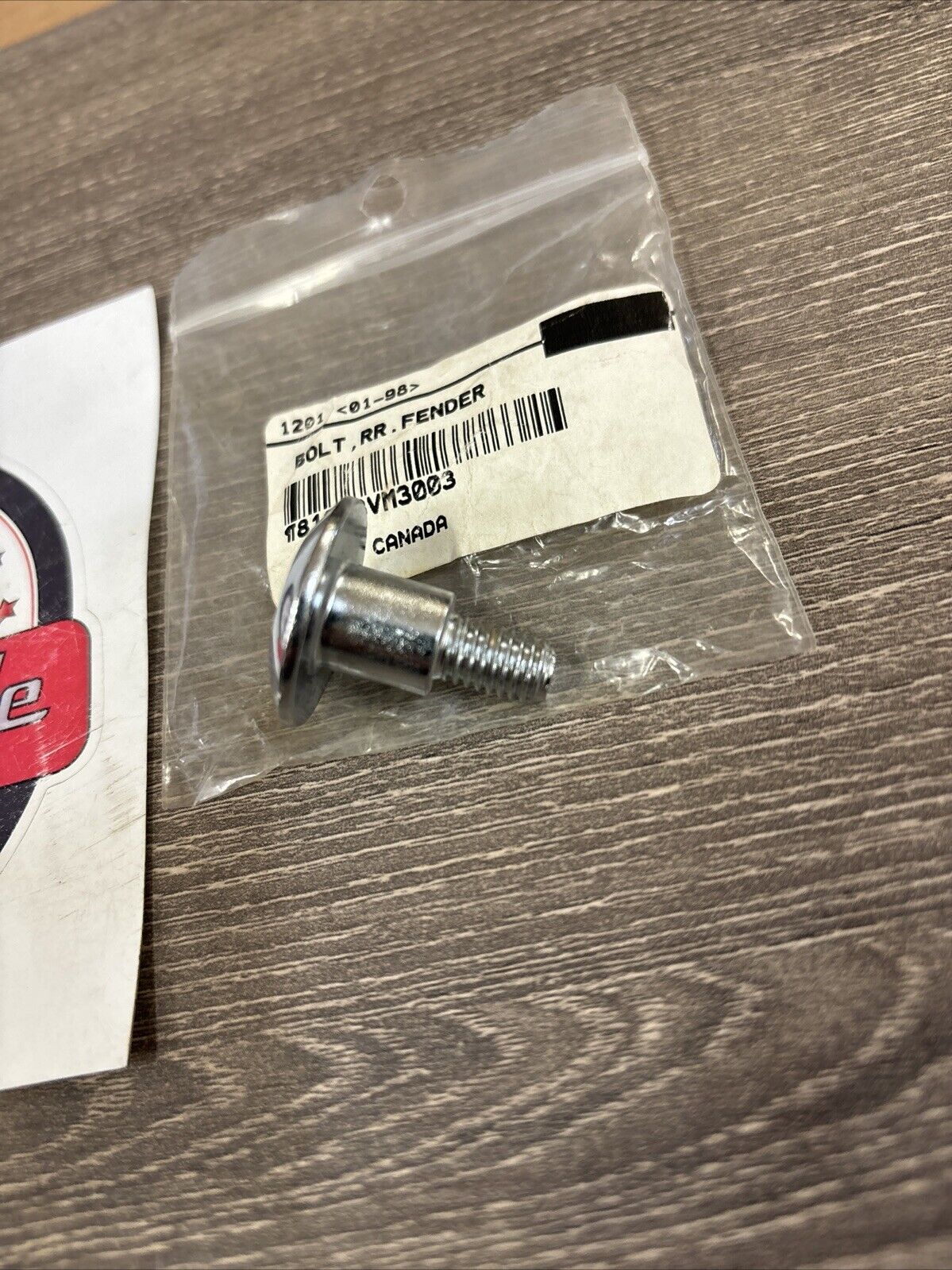 NOS Honda ATC200M TRX125 REAR FENDER BOLT 81313-VM3-003 H131