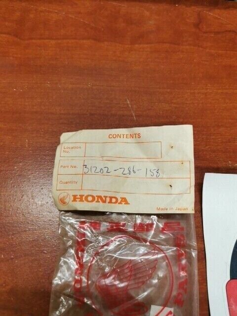 NOS Honda CB250 CB350 CB360 CL250 CL350 STARTER MOTOR SPROCKET 31202-286-158 H75
