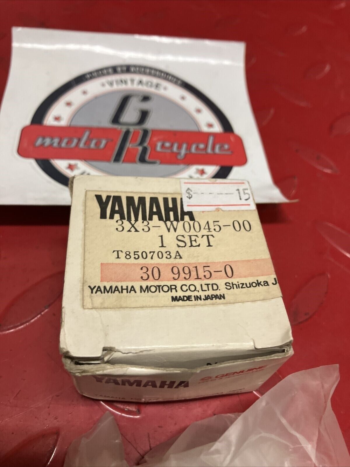 NOS YAMAHA YT125 1980 1981 1982 FRONT BRAKE PAD SET 3X3-W0045-00-00 Y65