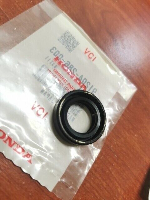 NOS Honda ATC250R CB125T CB250 CB350 CB400 OIL SEAL (18X29X7) 91204-286-003 H57