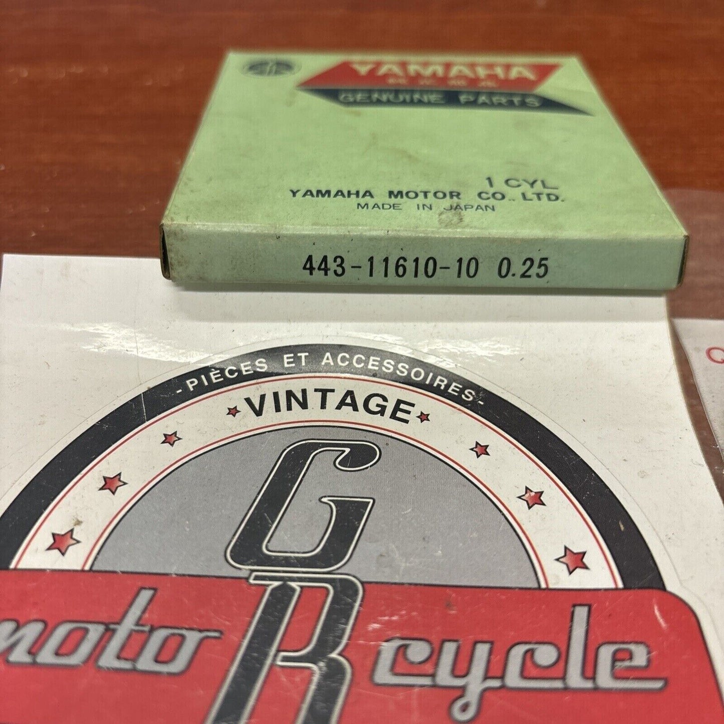 NOS Yamaha DT175 DT1C TY175 PISTON RING 0.25 443-11610-10-00 Y174